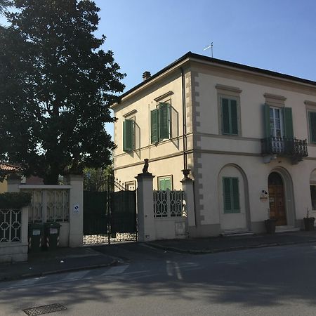 Lucca Relais Bed & Breakfast ภายนอก รูปภาพ
