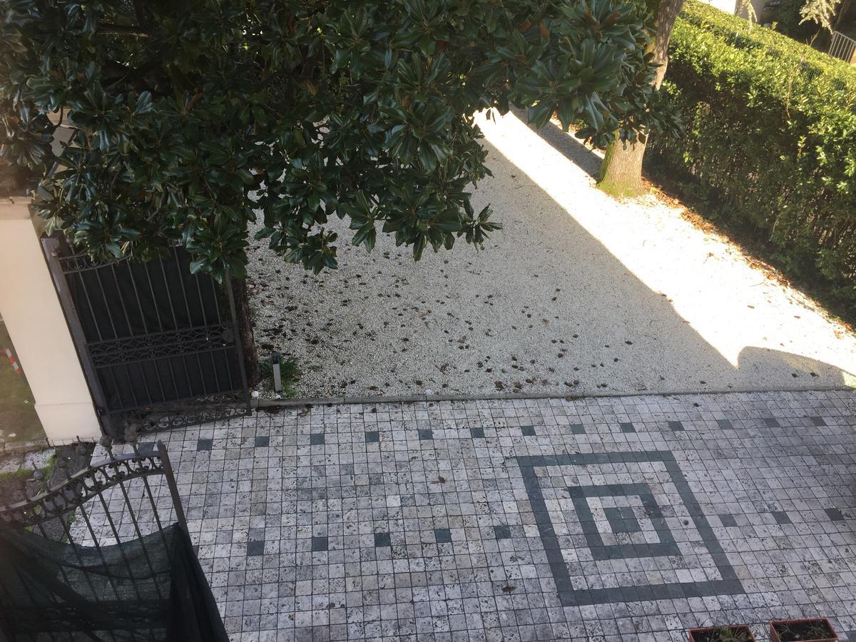 Lucca Relais Bed & Breakfast ภายนอก รูปภาพ