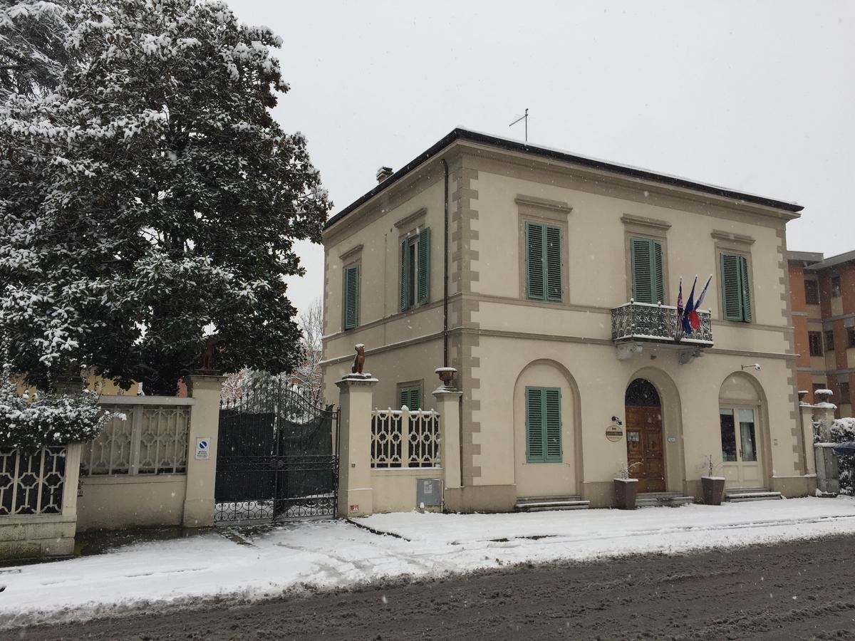 Lucca Relais Bed & Breakfast ภายนอก รูปภาพ
