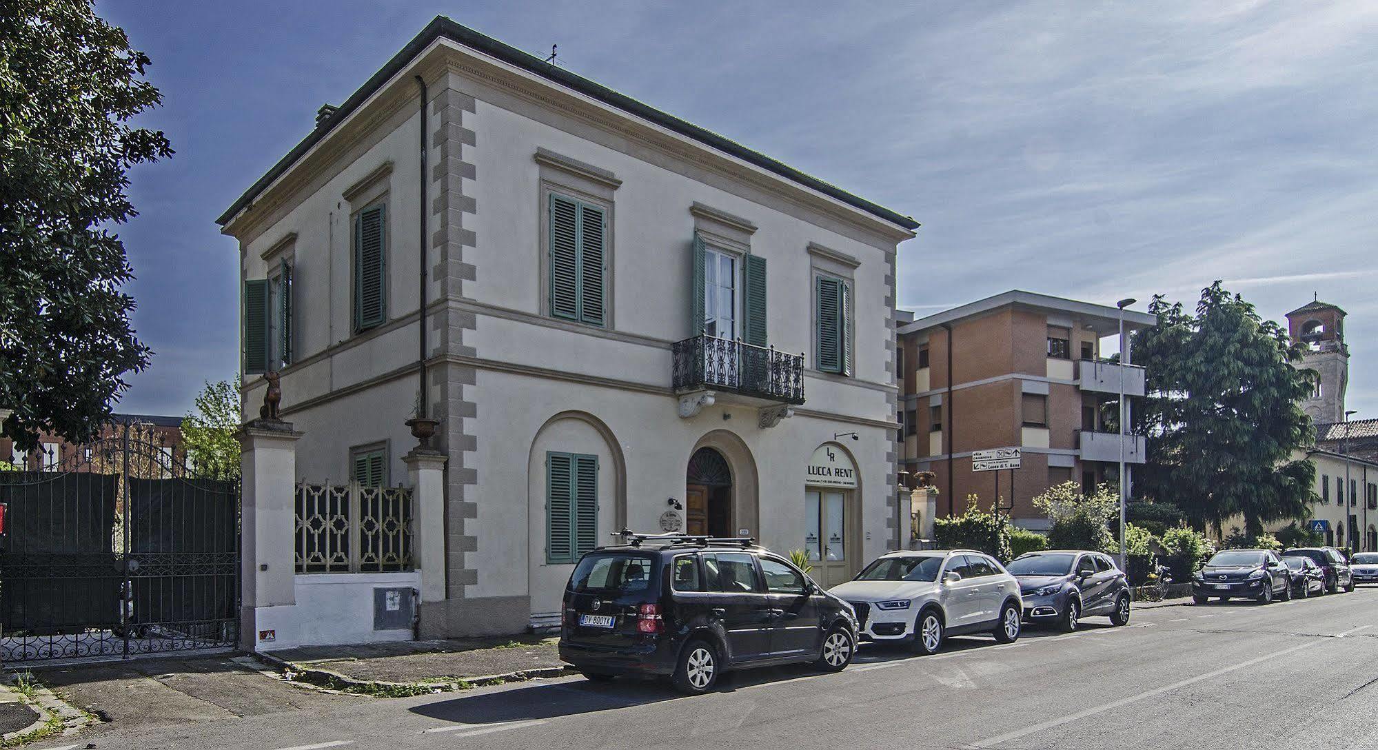 Lucca Relais Bed & Breakfast ภายนอก รูปภาพ