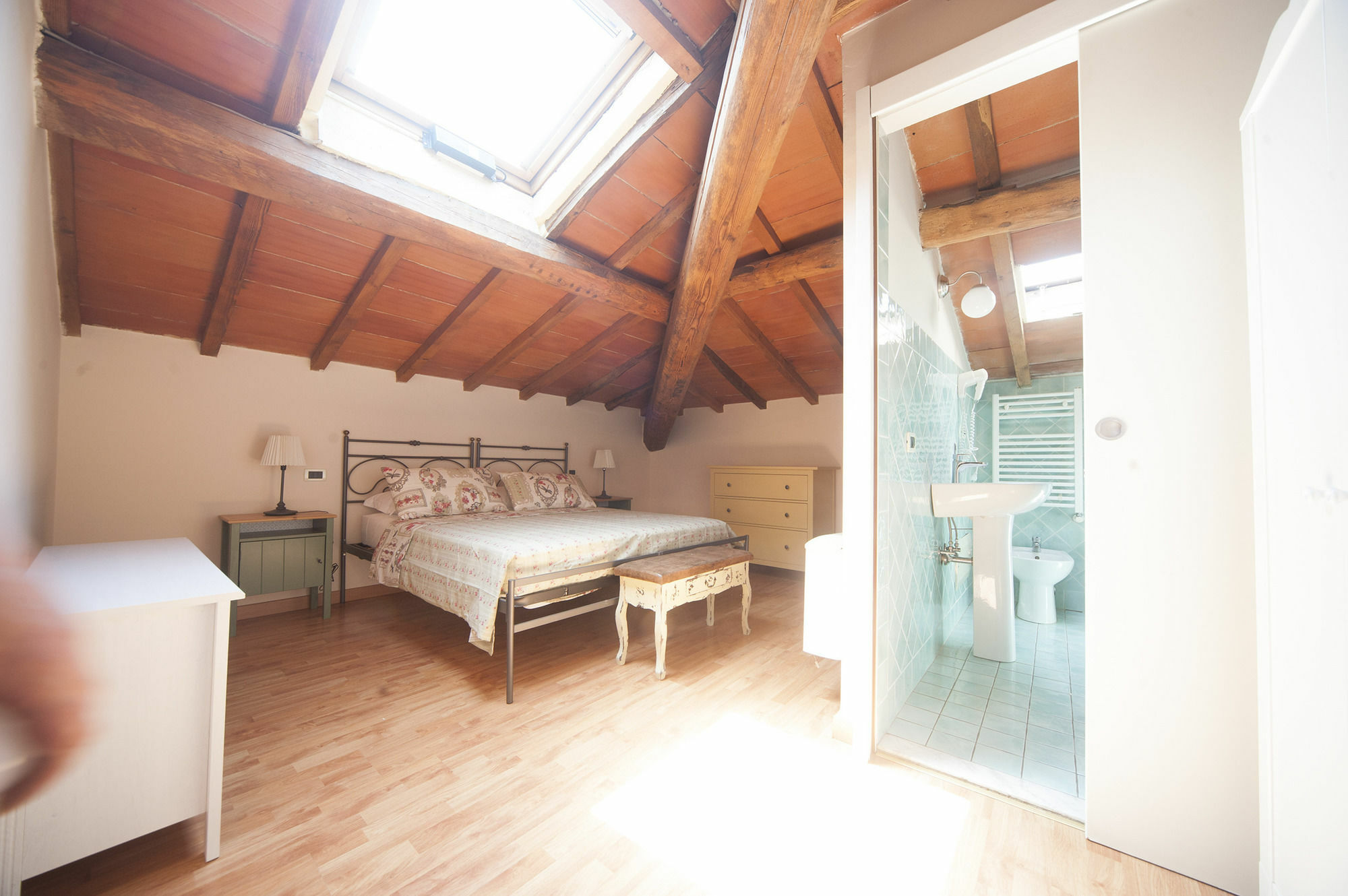 Lucca Relais Bed & Breakfast ภายนอก รูปภาพ
