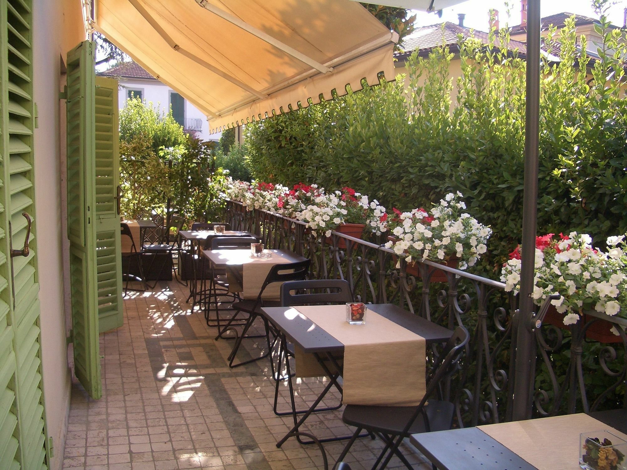 Lucca Relais Bed & Breakfast ภายนอก รูปภาพ